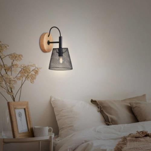 Wood & Style 2077 Vegglampe med skjerm i strekkmetall