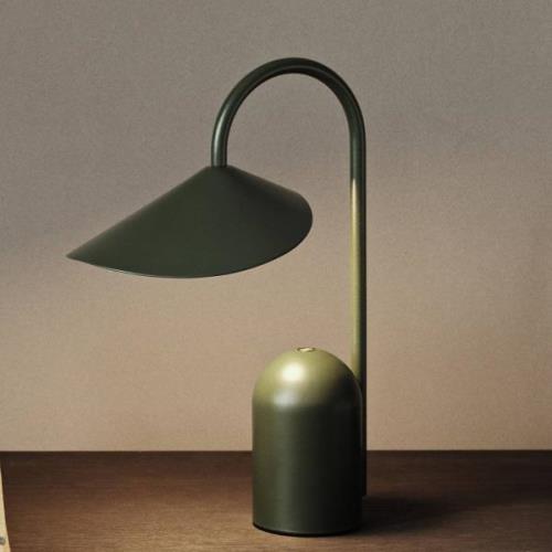 ferm LIVING LED-bordlampe Arum, grønn, dimbar, IP44