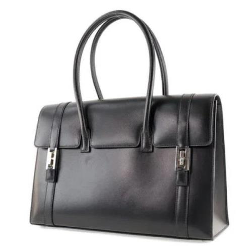 Pre-owned Leather handbags