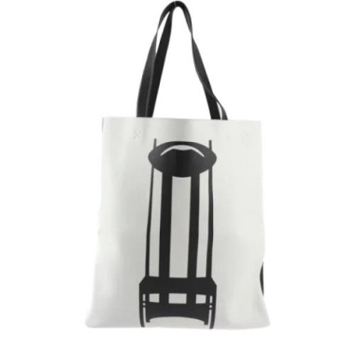 Pre-owned Hvit Loewe Tote i skinn