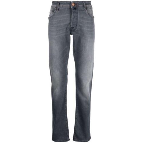 Elegant Slim-fit Jeans