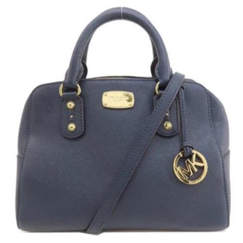 Pre-owned Fabric handbags