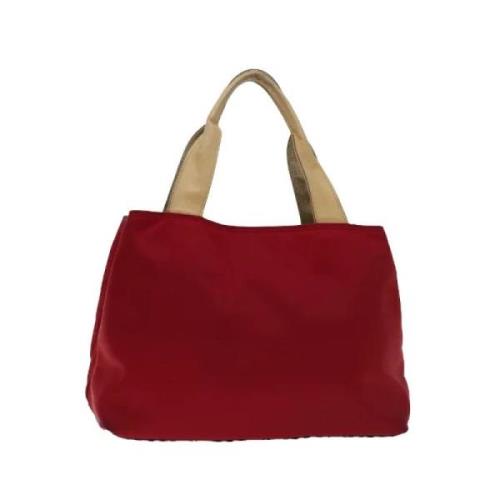 Pre-owned Nylon handbags