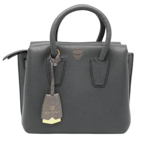 Pre-owned Leather handbags