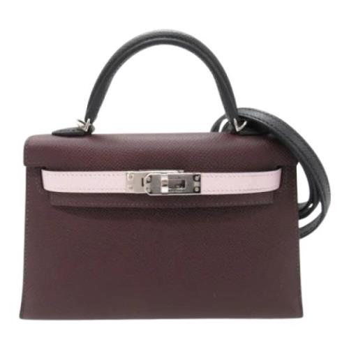 Pre-owned Leather handbags