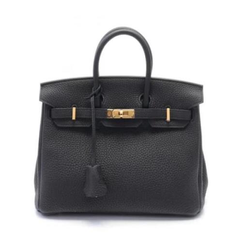 Pre-owned Leather handbags