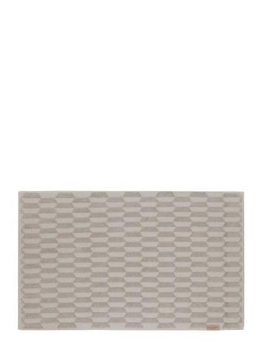 Geo Bath Mat Home Textiles Rugs & Carpets Bath Rugs Cream Mette Ditmer